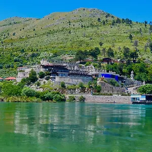 Bed & Breakfast Iliria, Canaj